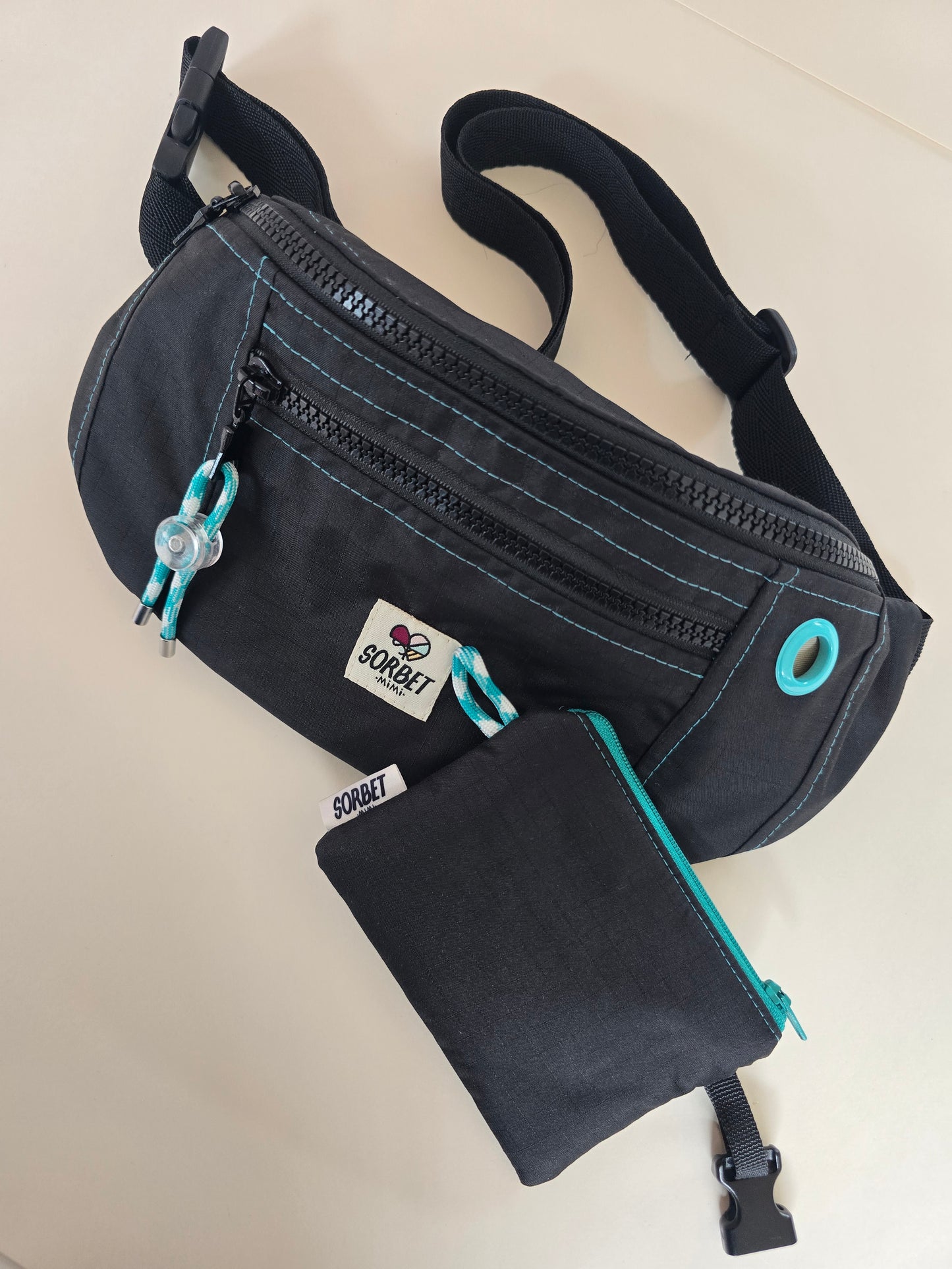 Sac banane Suzy imperméable noir