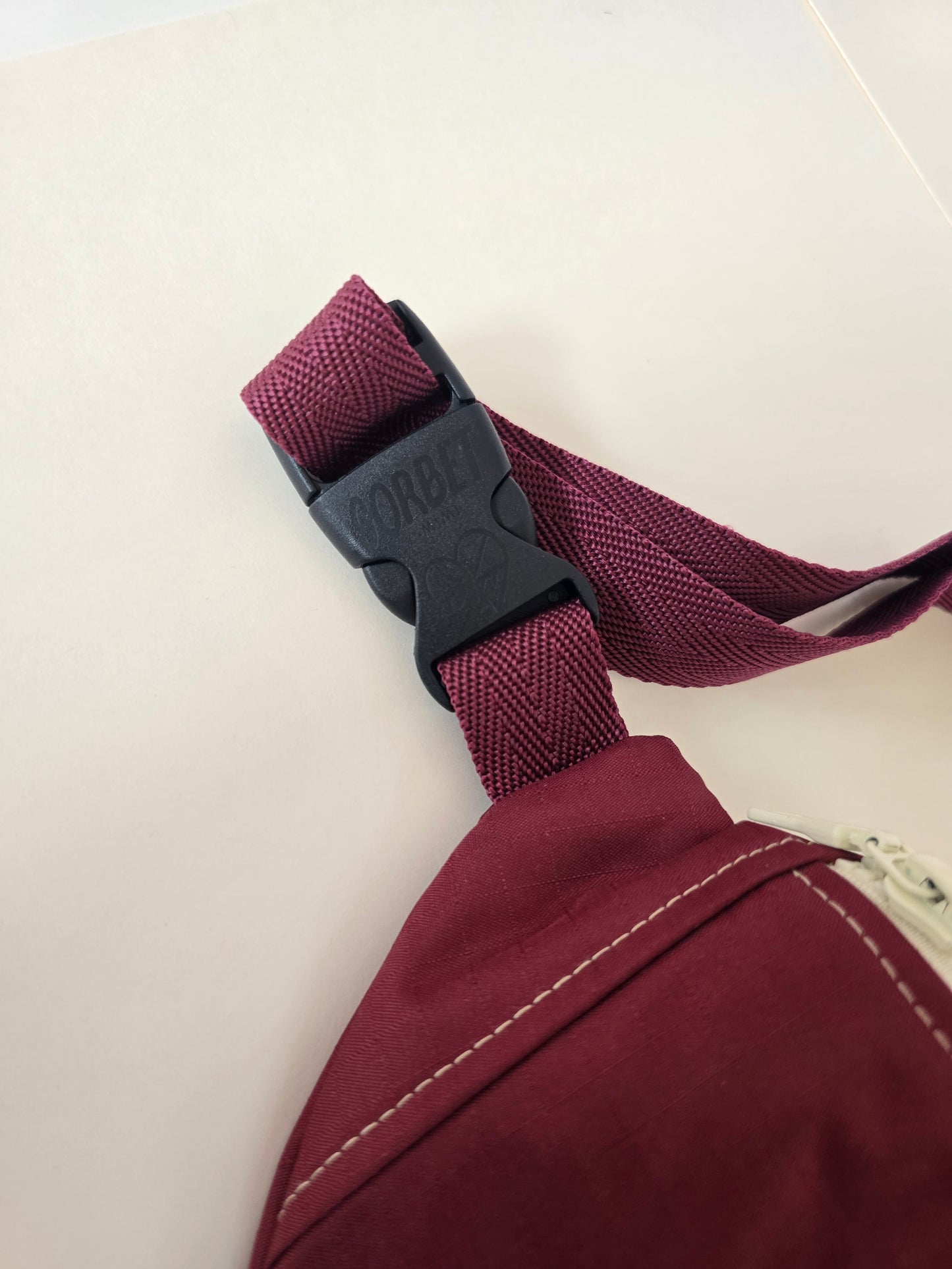 Sac banane Suzy imperméable bordeaux