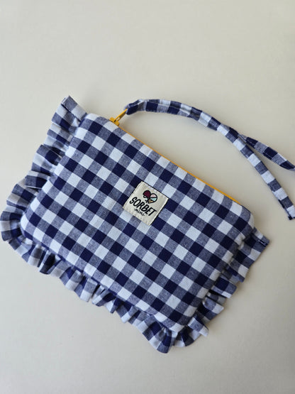 Petite pochette à volant